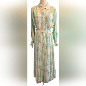 Elegant Vintage Anne KleinII Floral Blouse & Skirt